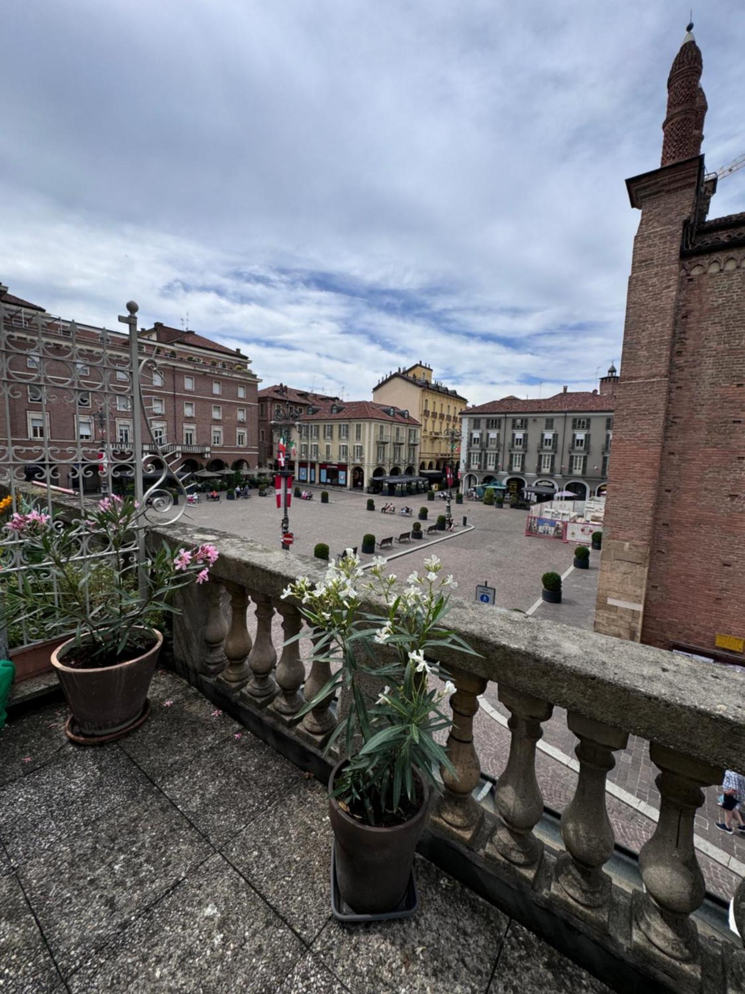 Comecasa San Secondo Terraced Apartment Asti Extérieur photo